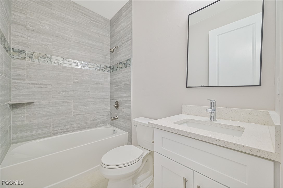 526/528  Grant Boulevard