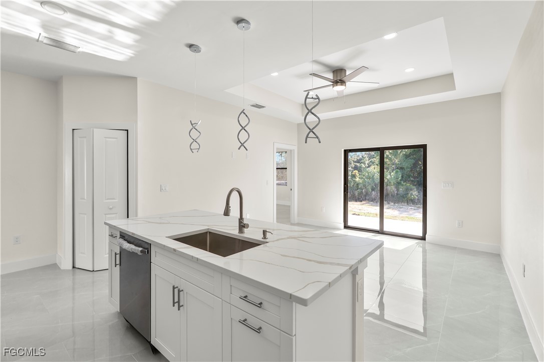 4649/4651  24th Street