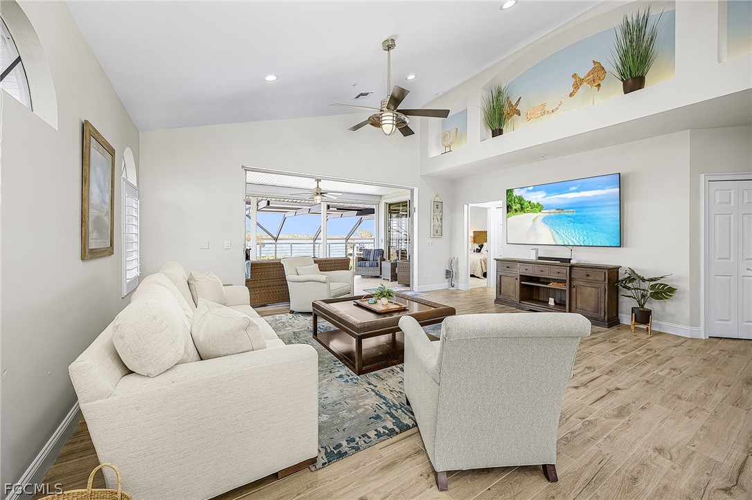 21510/21512  Indian Bayou Drive