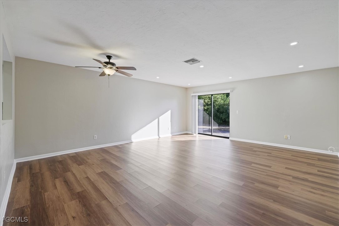 3311/3313  Skyline Boulevard