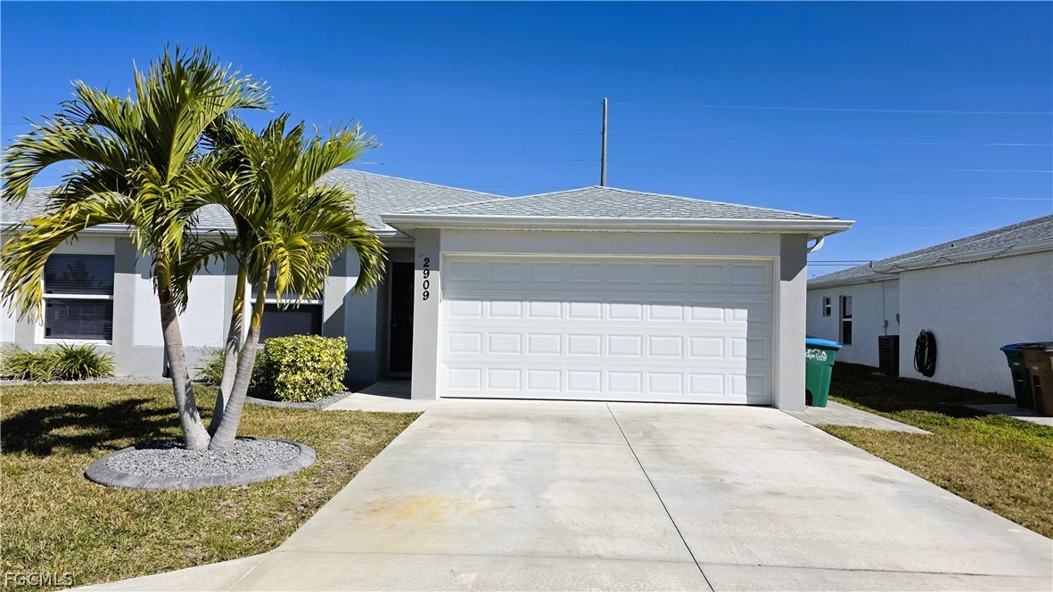 2909 SW Santa Barbara Place