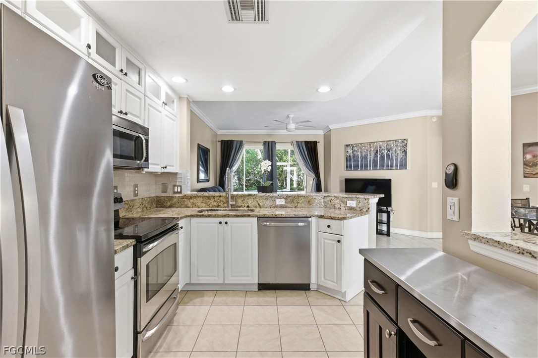 4263  Liron Avenue, Apt 104