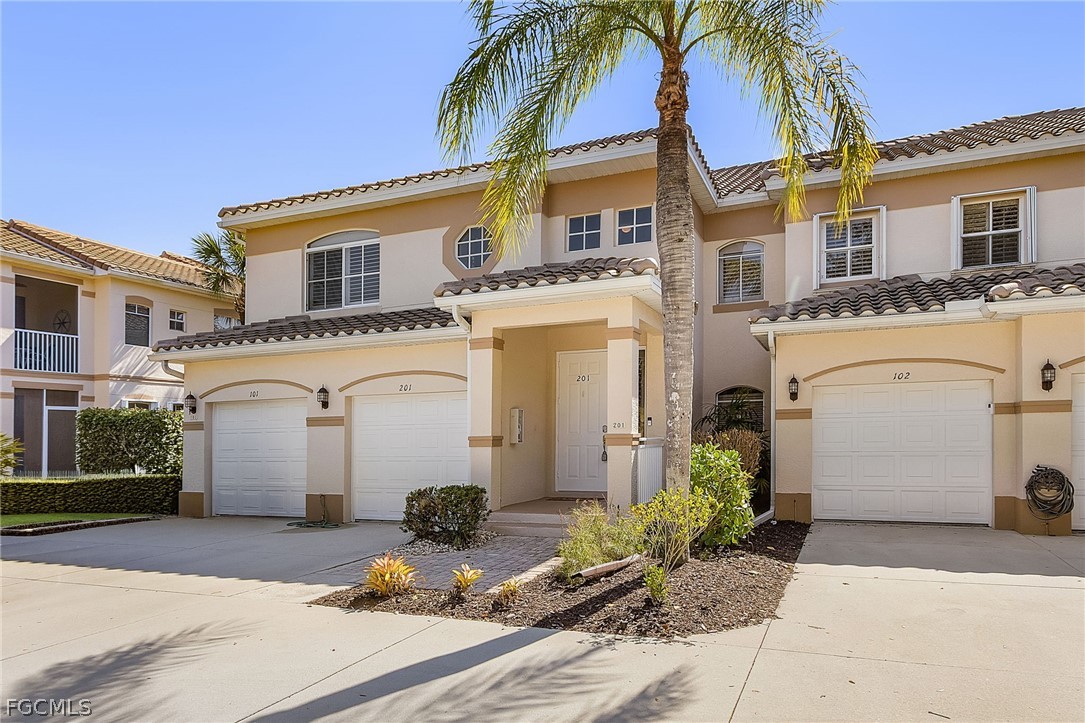 9060  Palmas Grandes Boulevard, Apt 201