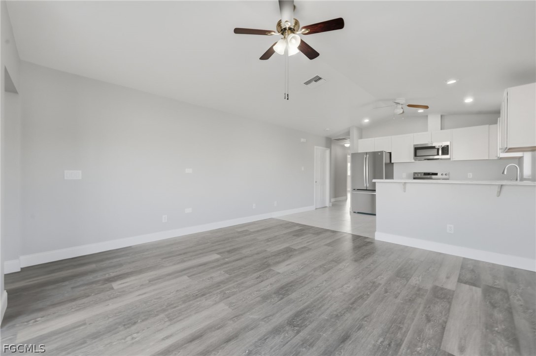 2912/2914  Santa Barbara Boulevard