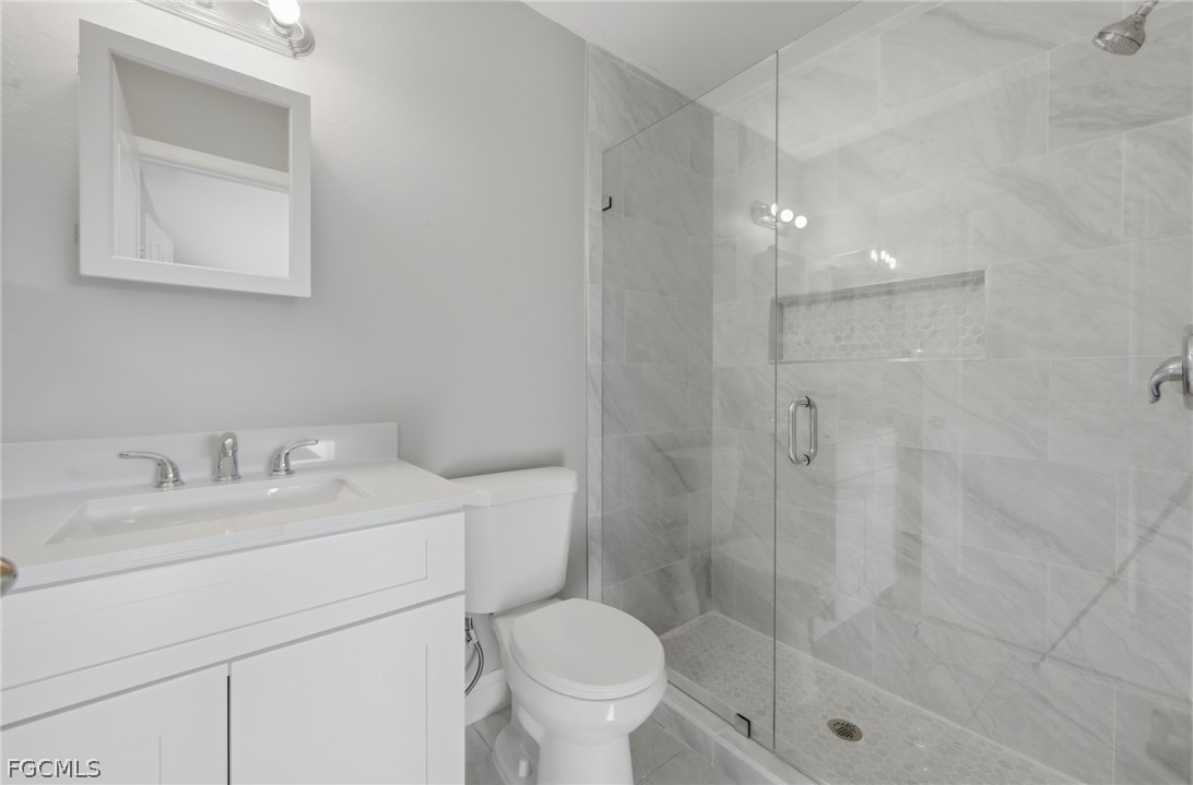 2912/2914  Santa Barbara Boulevard