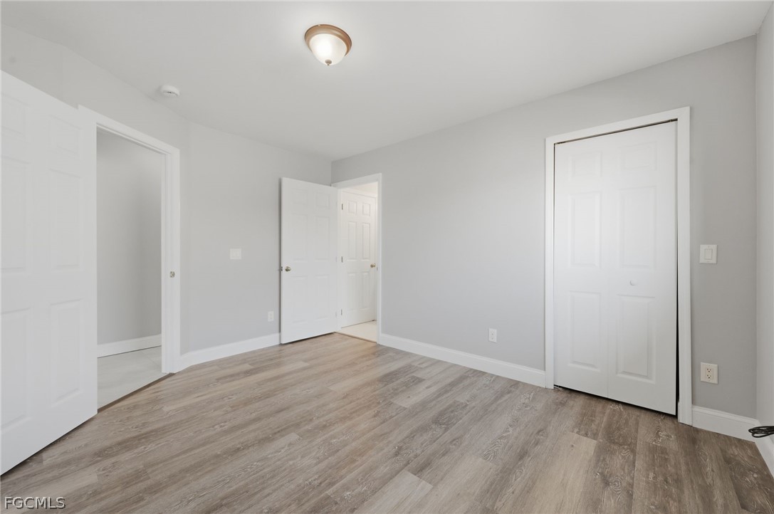 2912/2914  Santa Barbara Boulevard