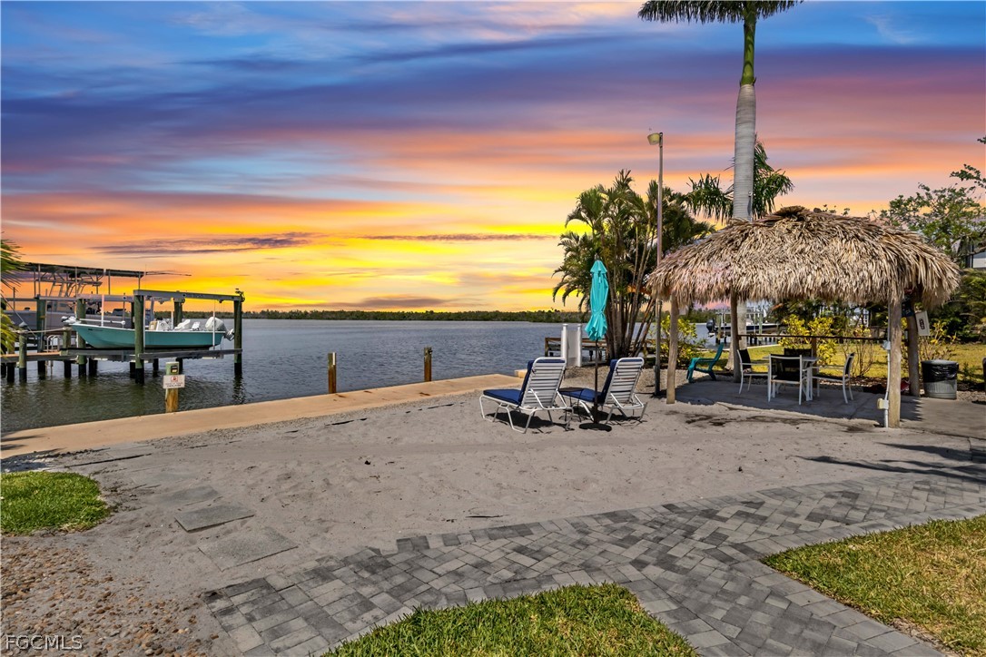 12200/12210  Shoreview Drive