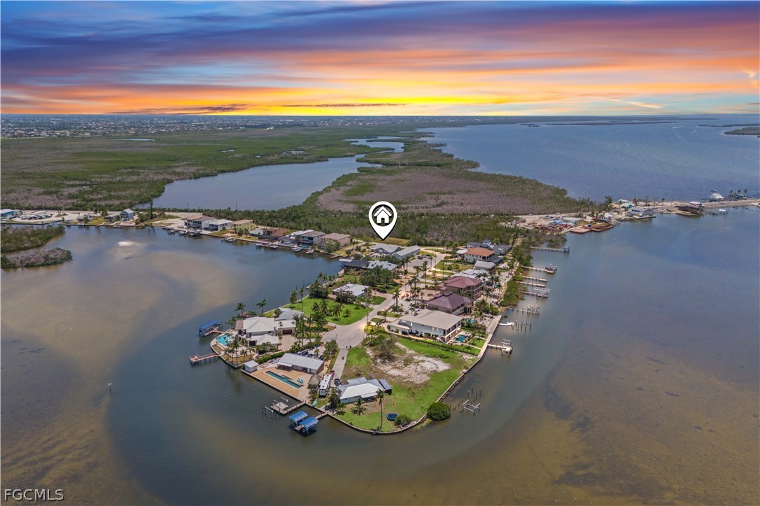 12200/12210  Shoreview Drive