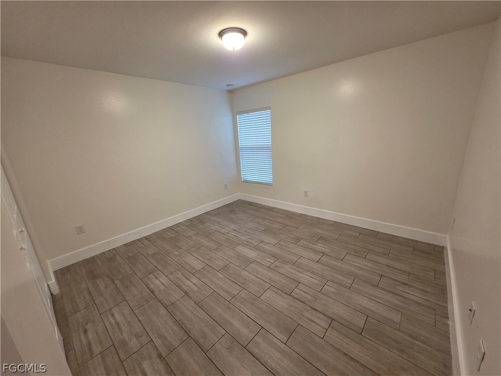 910/912 SW 7th Court