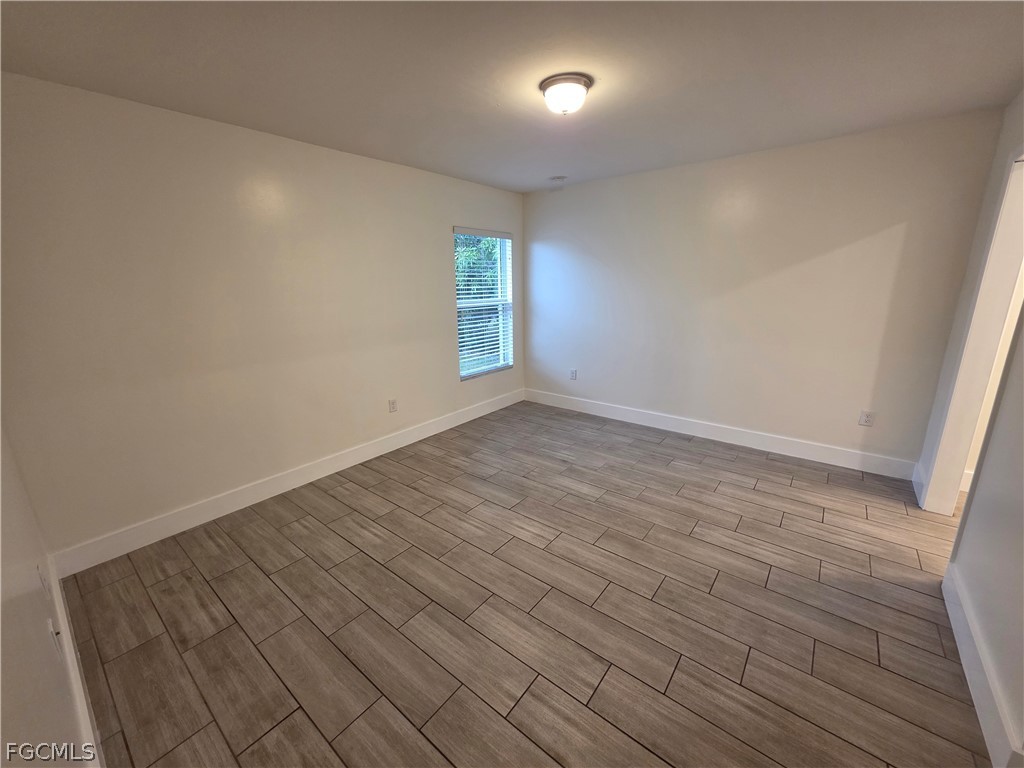 910/912 SW 7th Court