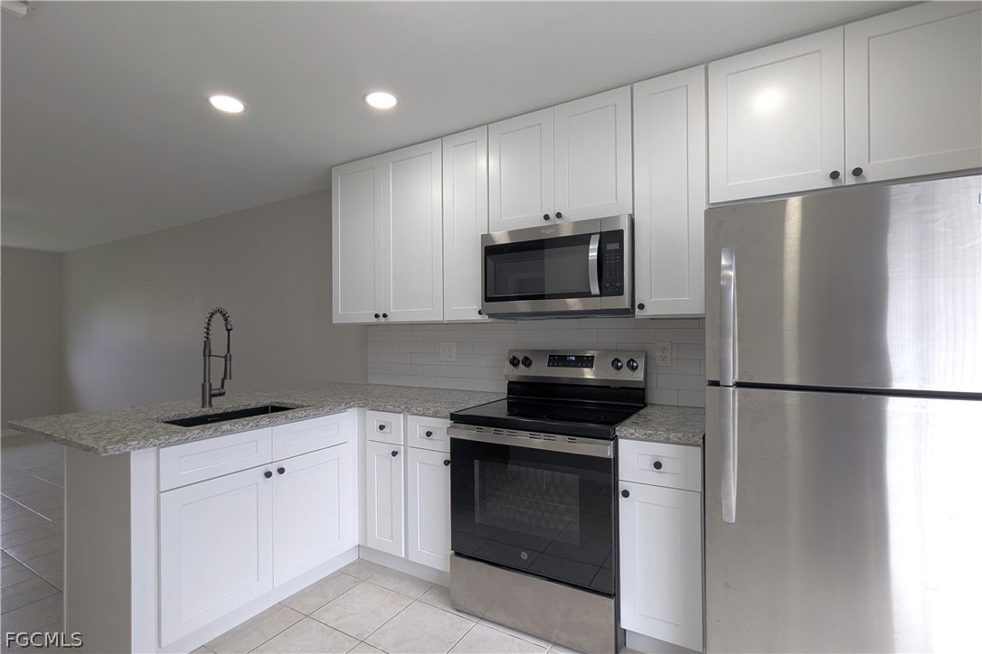 427 NE Pine Island Lane, Apartment 2