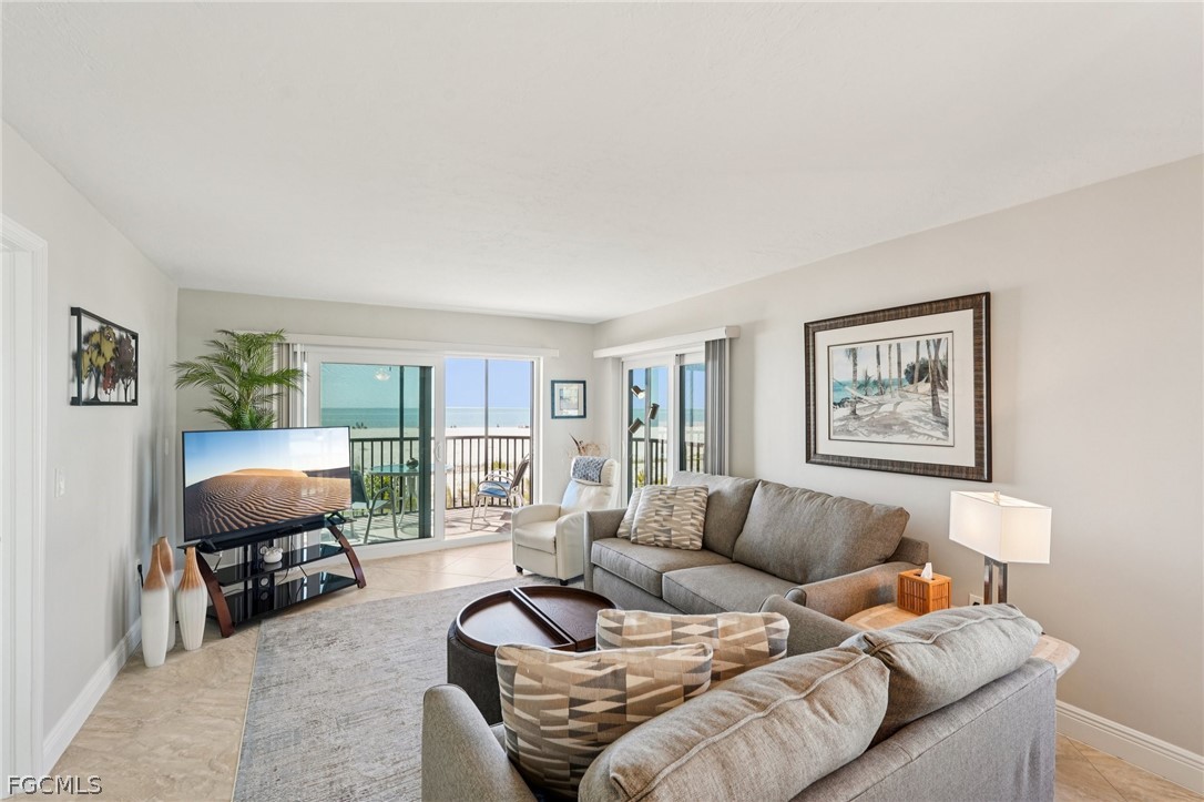 7500  Estero Boulevard, Apt 101