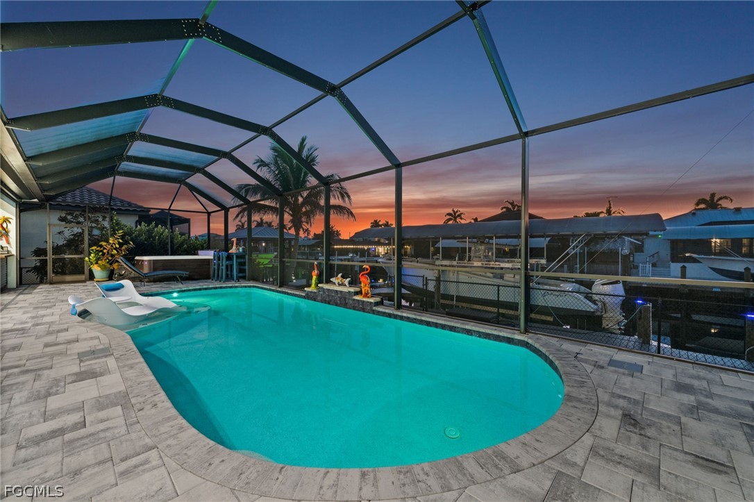 2449 Macadamia Street