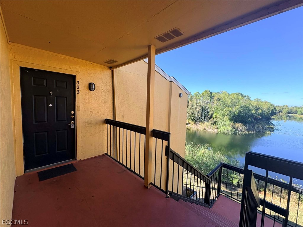 2845  Winkler Avenue, Apt 323