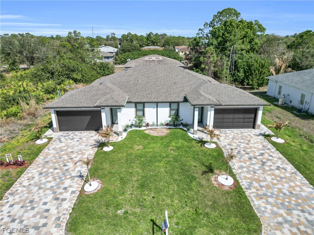 109/111  Harry Avenue