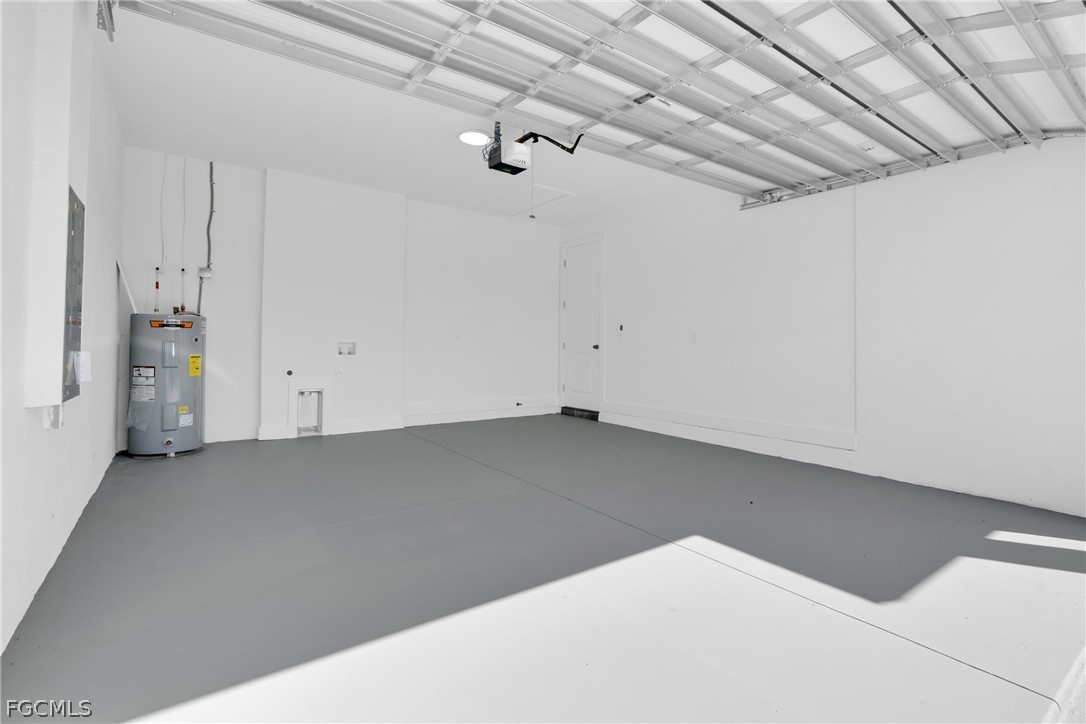 109/111  Harry Avenue