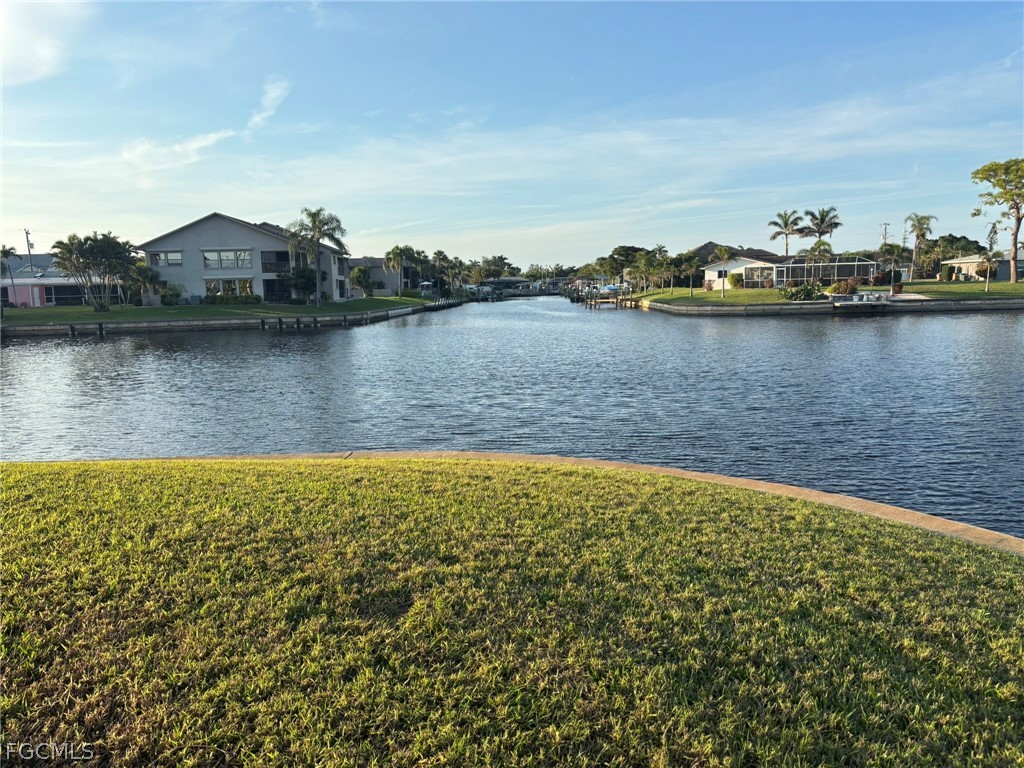 4500 SE 5th Place, Apt 106