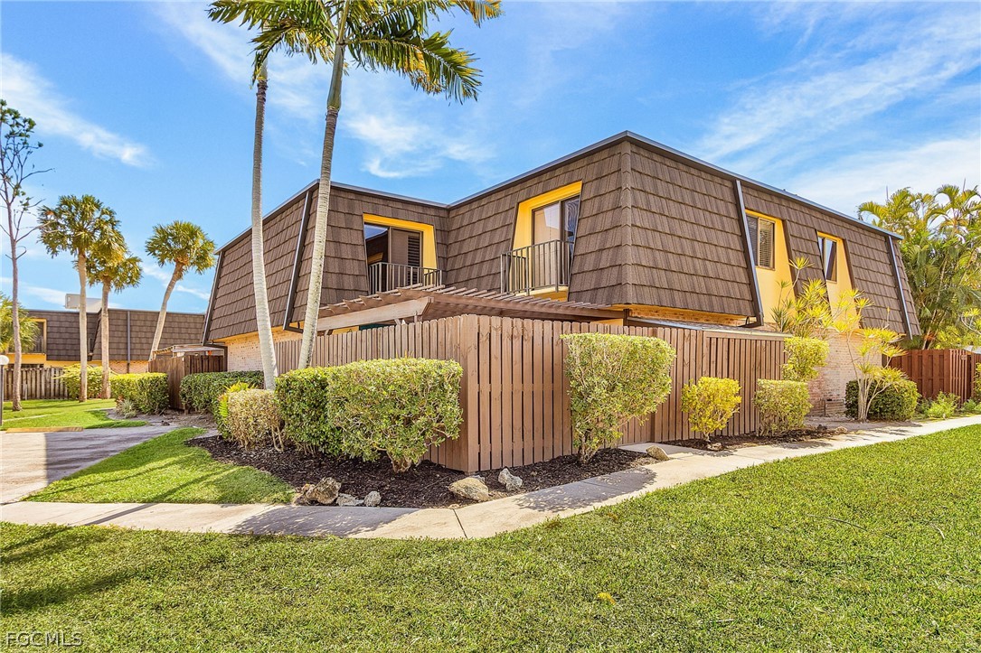 5590  Woodrose Court, Apt 4