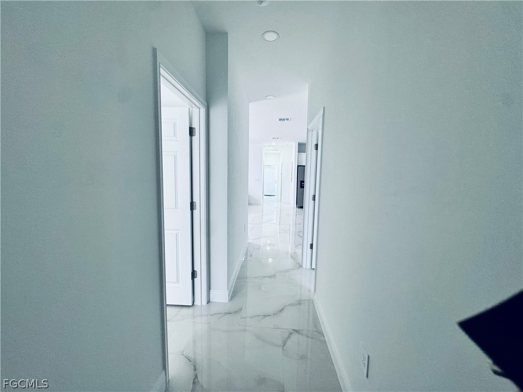 237/239  Milwaukee Boulevard