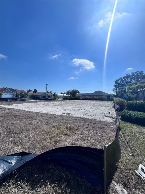 1402  Cape Coral Parkway
