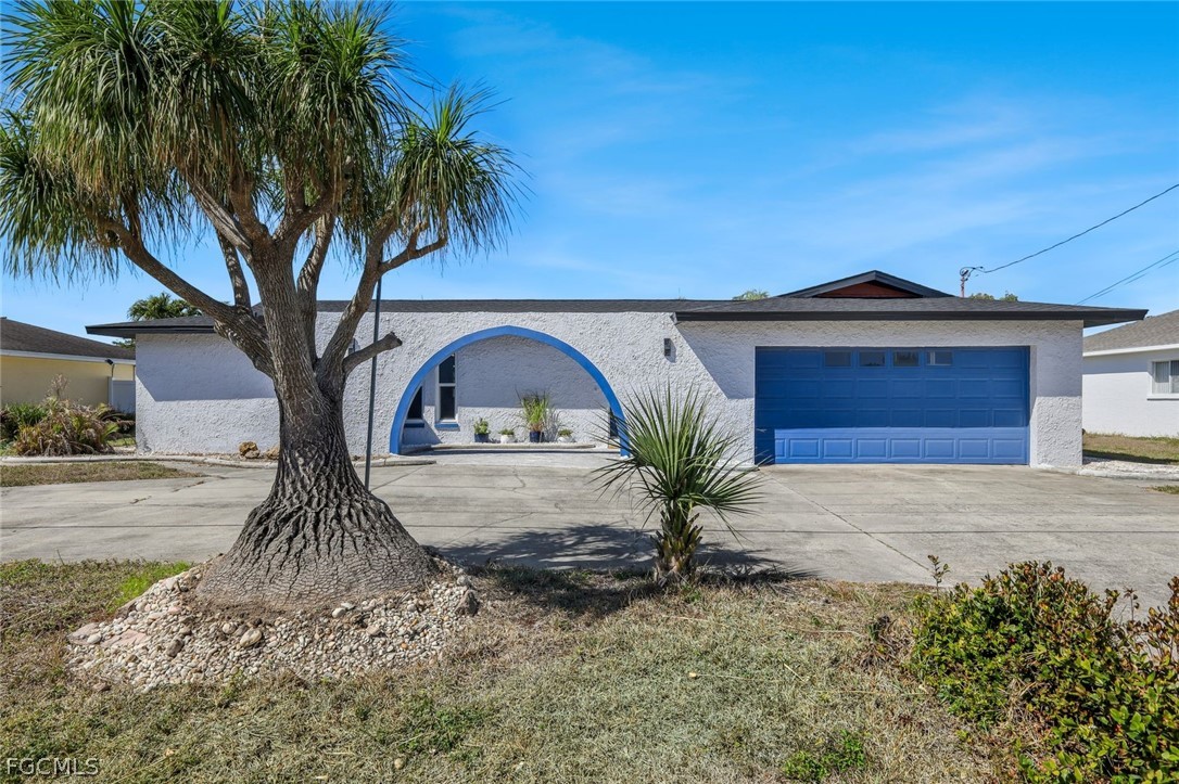 3926 Country Club Boulevard