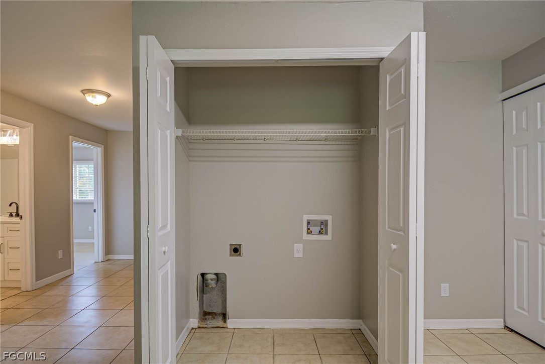 704/706  Ichabod Avenue