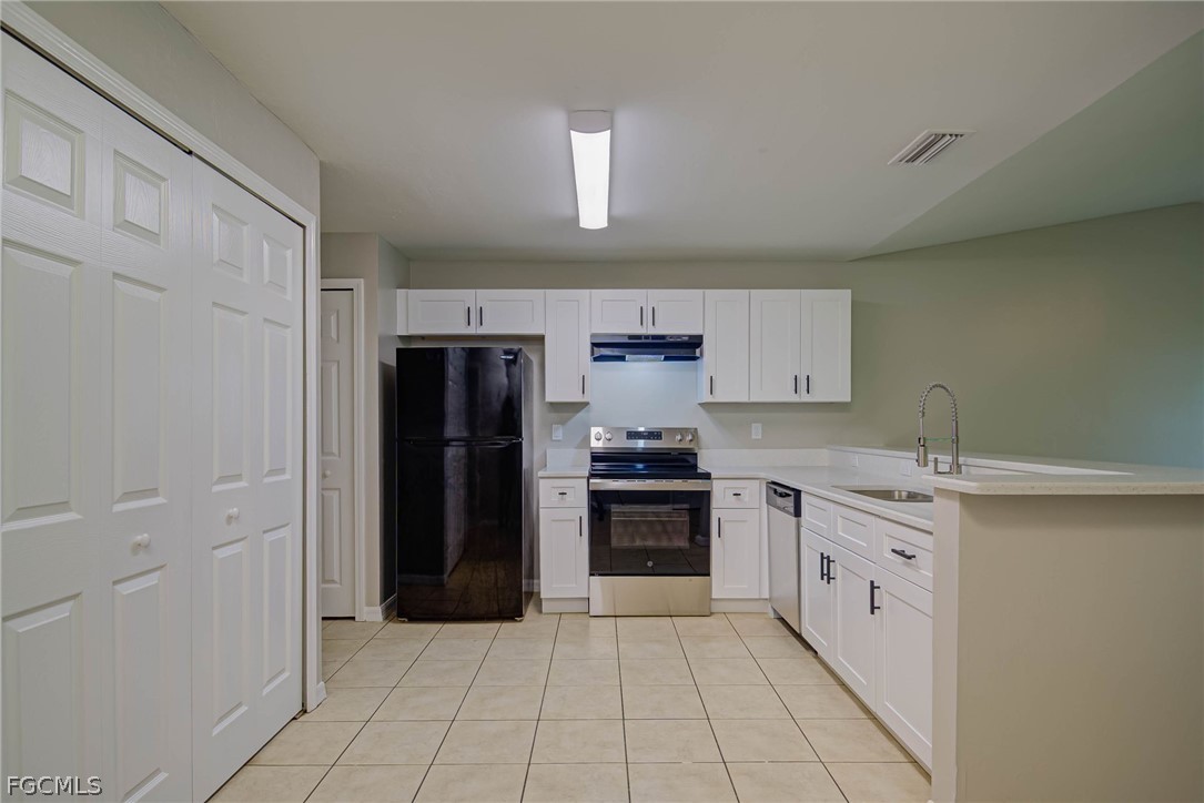 704/706  Ichabod Avenue