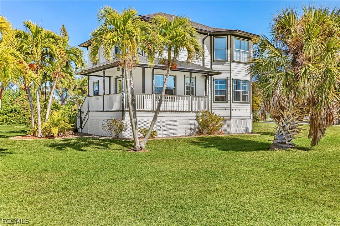 2420 Poinciana Avenue