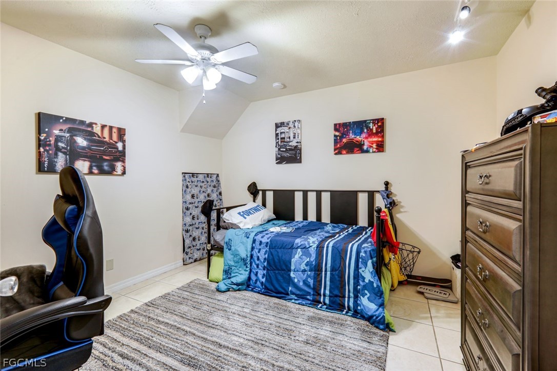 1410/ 1412 SE 8th Avenue