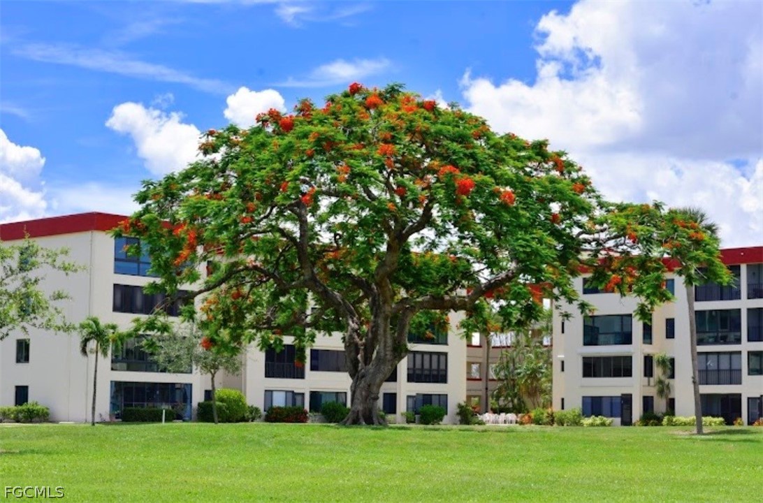 1724 Pine Valley Drive, Apt 308