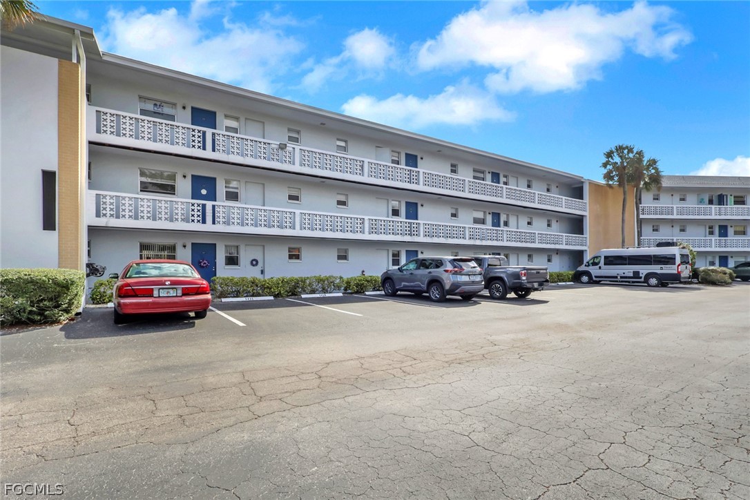 1407  Tropic Terrace