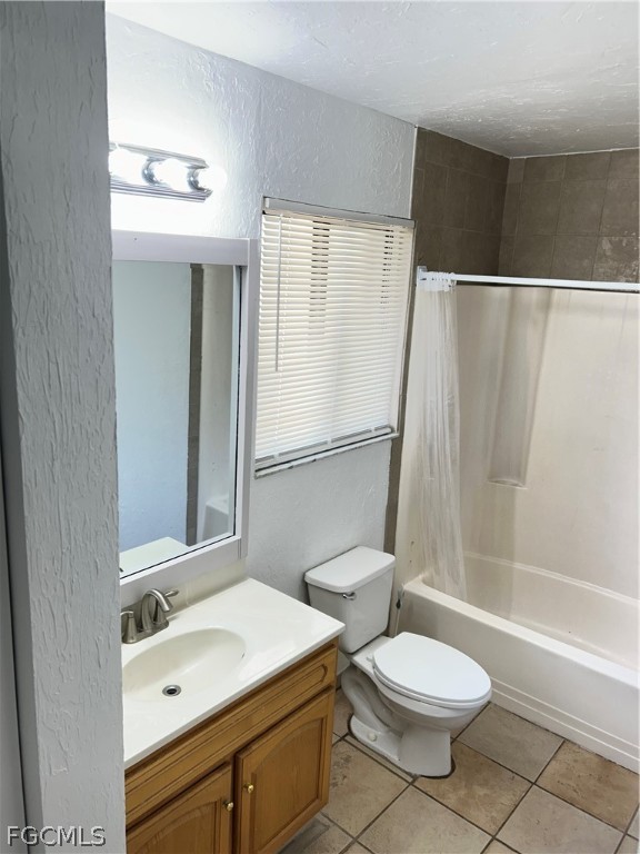 7510 / 7512  Field Road