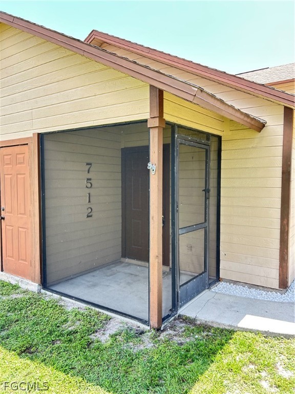 7510 / 7512  Field Road