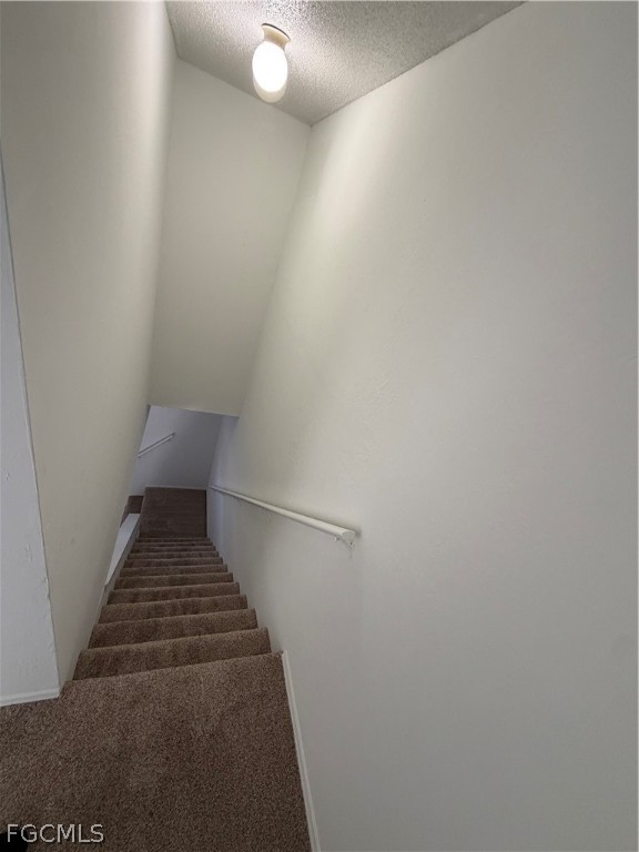 7510 / 7512  Field Road