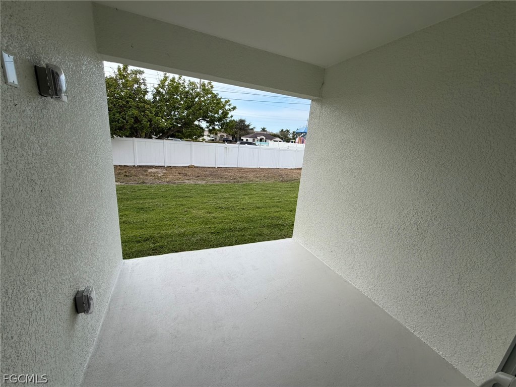 1144/1146 SW 47th Terrace