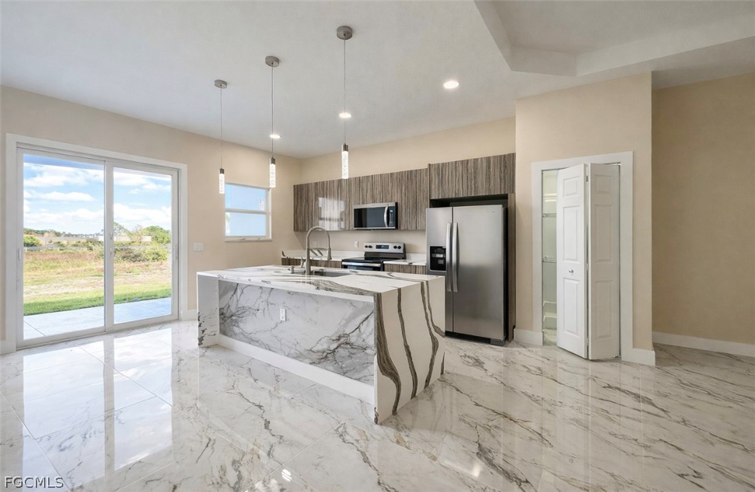 1141 /1143  Hightower Avenue