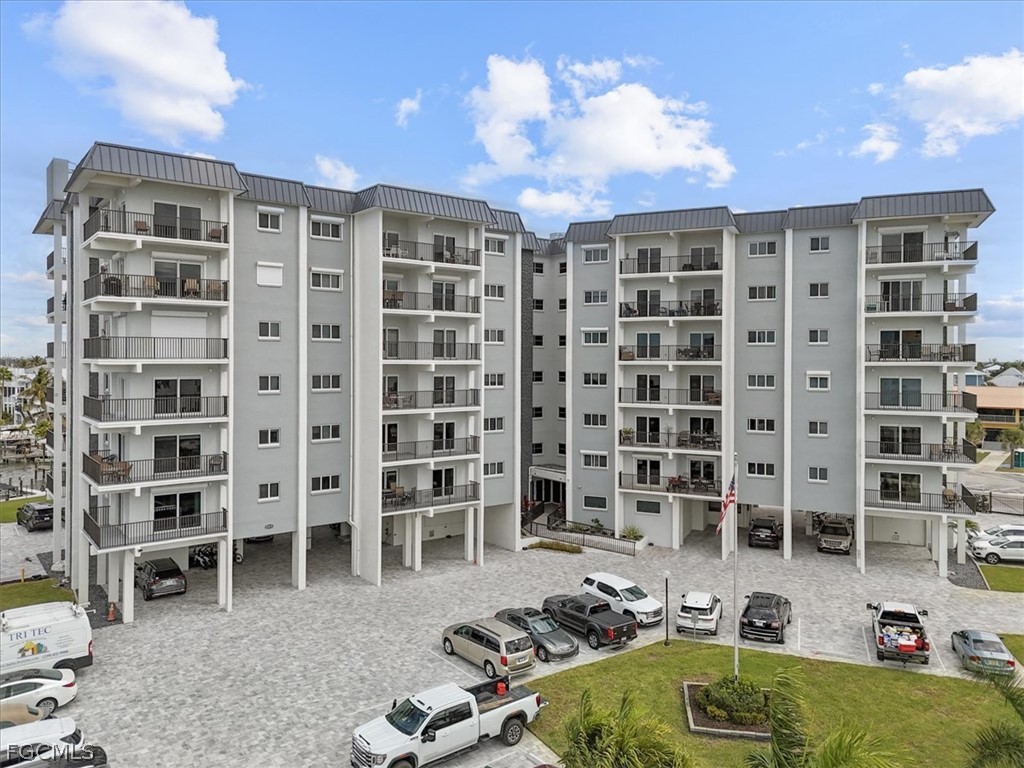 1511 Estero Boulevard, Apt 504