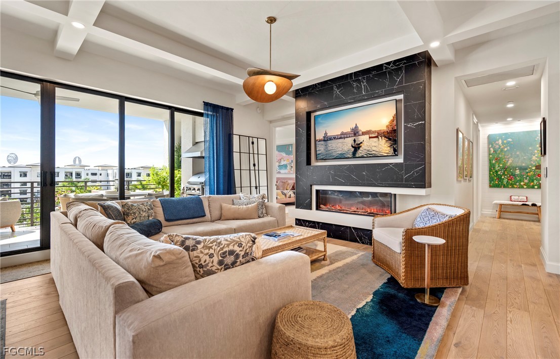 1125 Central Avenue, Apt 560