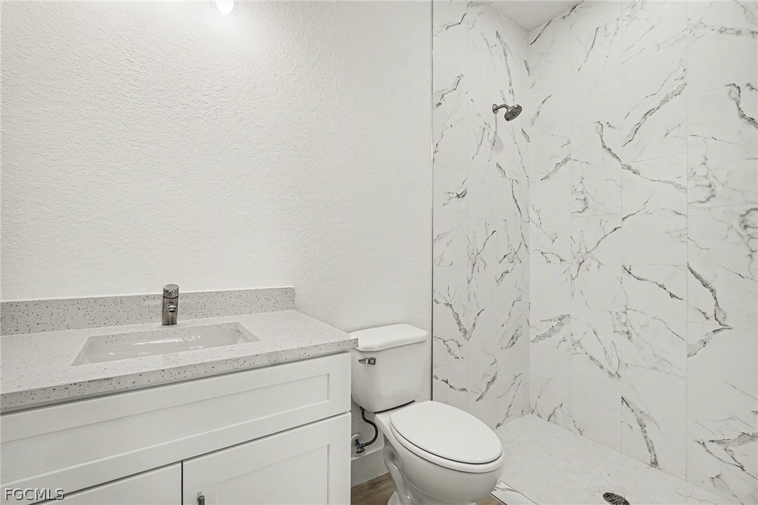 438/440  Charwood Avenue