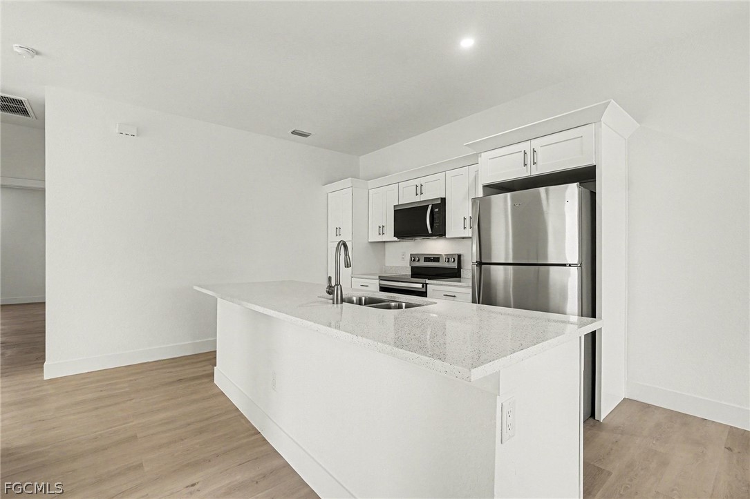 438/440  Charwood Avenue