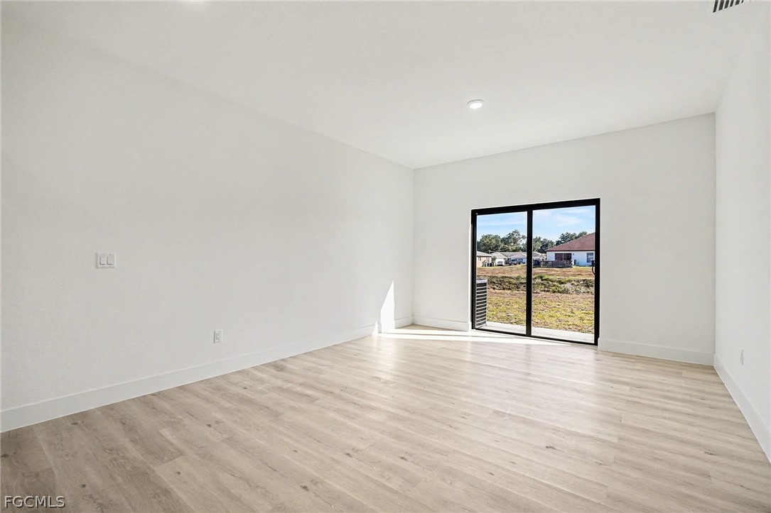 225/227  Hightower Avenue