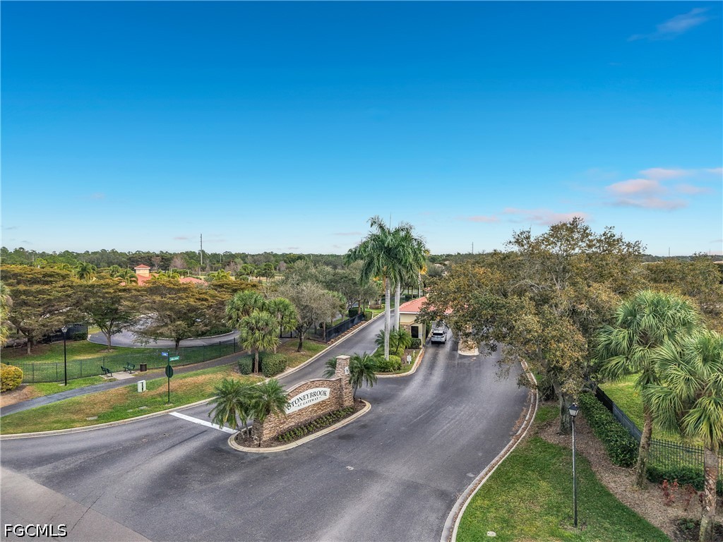 12596  Ivory Stone Loop