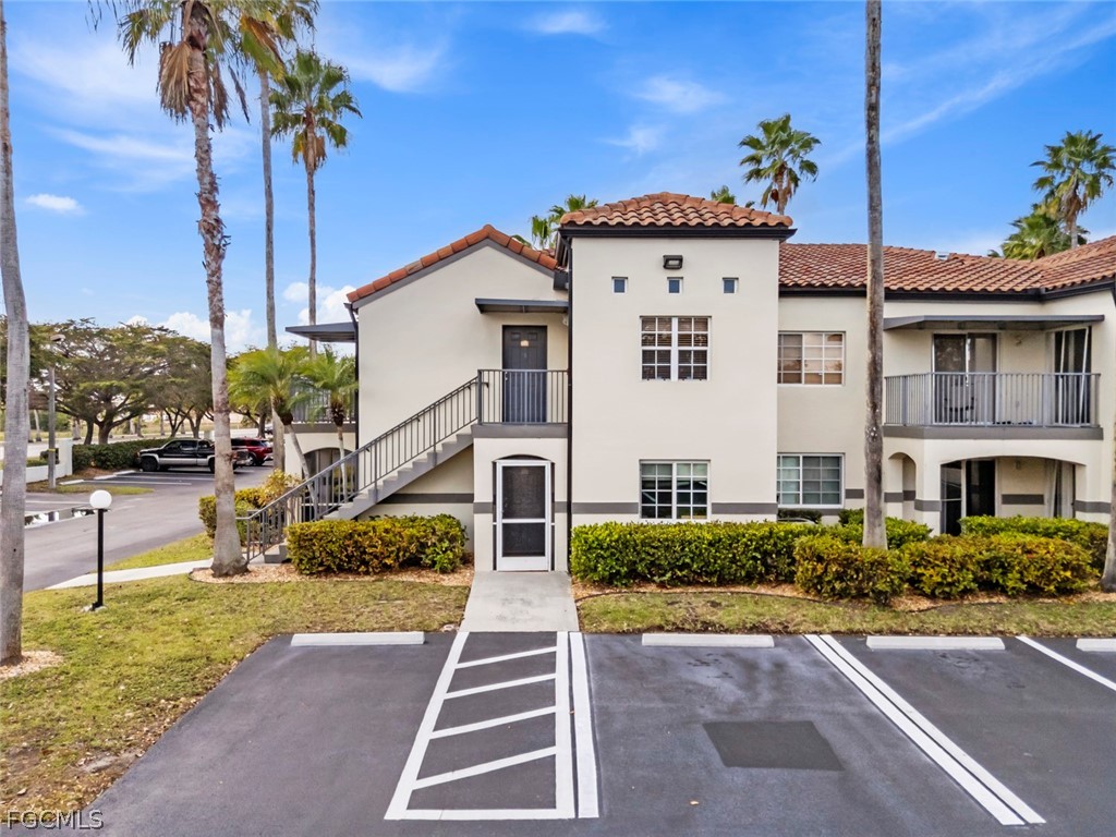 3405  Winkler Avenue, Apt 204