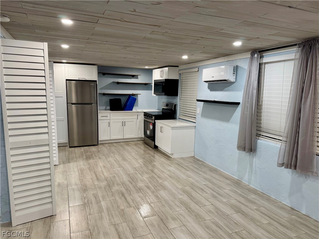 2566  2nd Street, Apt A