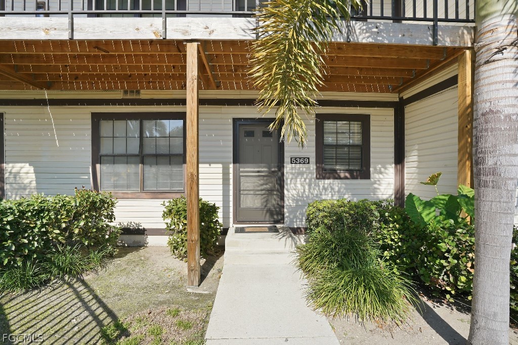 5369  Treetops Drive, Apt M102