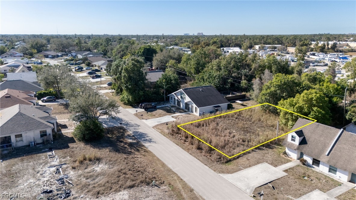 17454/456  Dumont Drive