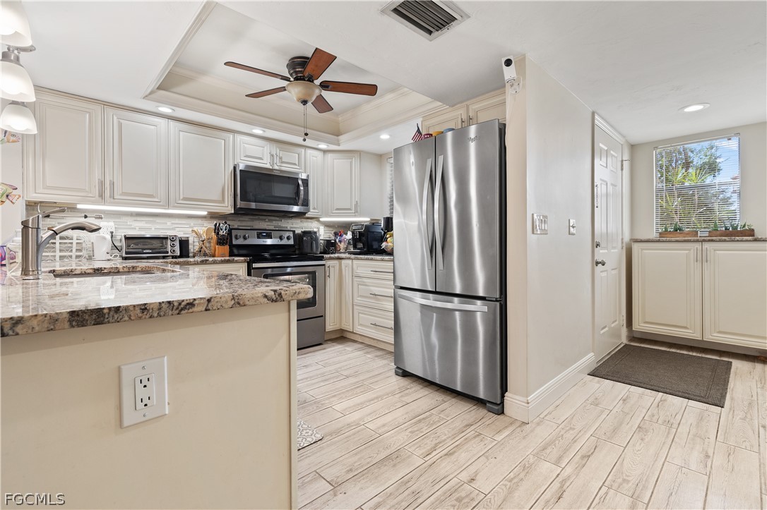 15041 Paddle Creek Drive, Apt 102