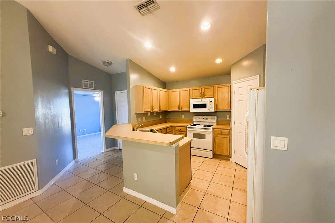 609/611  HAWTHORNE Avenue