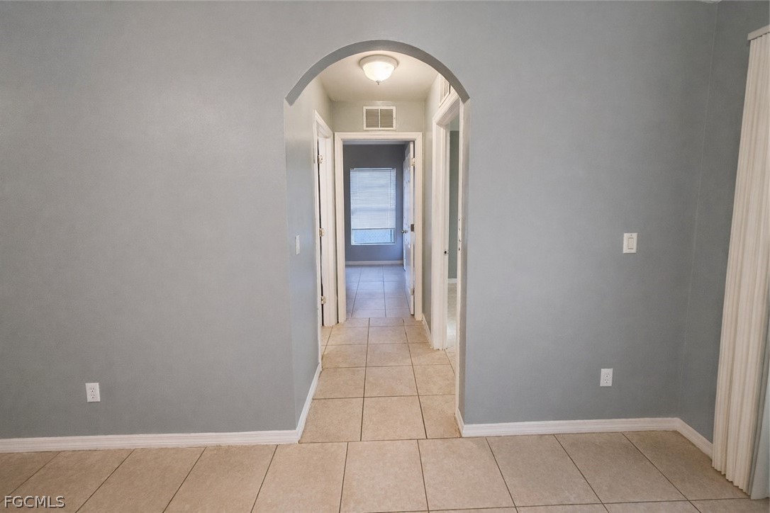 609/611  HAWTHORNE Avenue