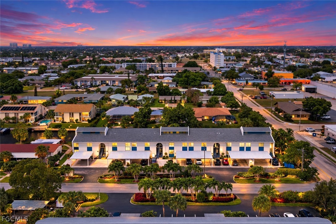 4904 Vincennes Street, Apt 207